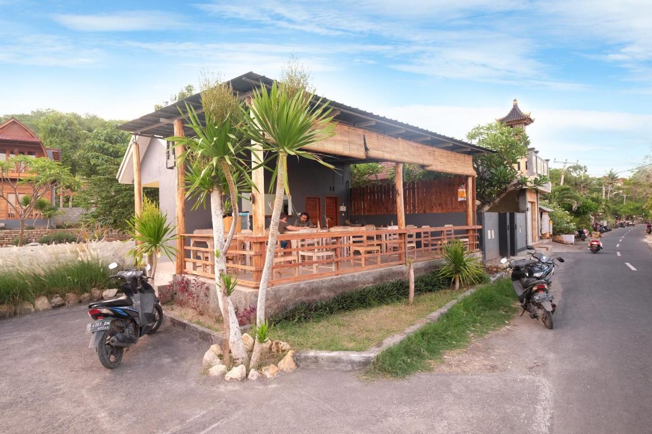 Adara Beach Huts Batununggul Εξωτερικό φωτογραφία